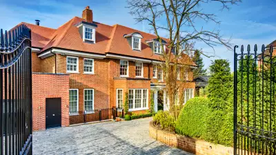 images courtesy of Savills