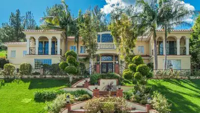 David Hasselhoff's home, courtesy of CRISNET/Zoopla