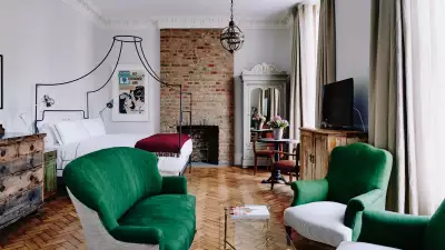 Artist Residence, London
