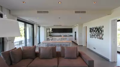 Detached villa