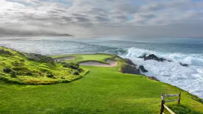 Pebble Beach golf links, Pebble Beach, United States of America