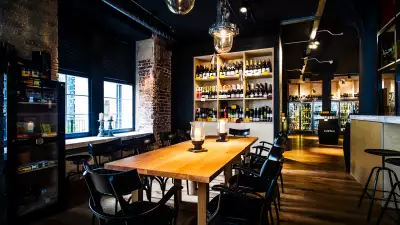 New Street Wine Shop, New Street, EC2M 4TR