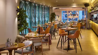 The Otherist, Drake & Morgan bar, London
