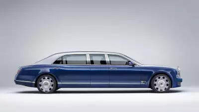 Bentley Mulsanne Grand Limousine by Mulliner, the world&rsquo;s longest OEM limousine car