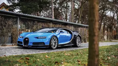 Bugatti Chiron (2016-Present)