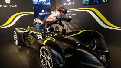 FoS Future Lab & First Glance Paddock