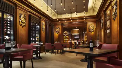 Ch&acirc;teau Latour Discovery Room at Ten Trinity Square