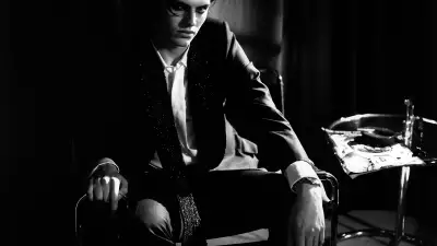 Luke Derrick