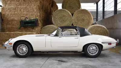 Jaguar E-Type Series 3 Roadster