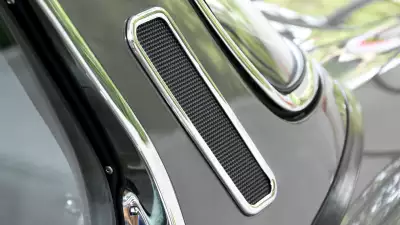 Jaguar E-Type Series 3 build
