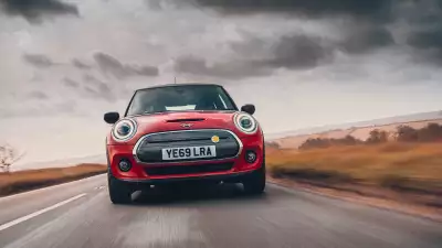 The new MINI Electric