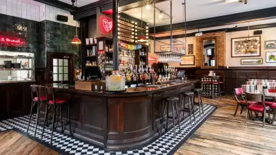 The Rose and Crown &ndash; London Bridge Pub