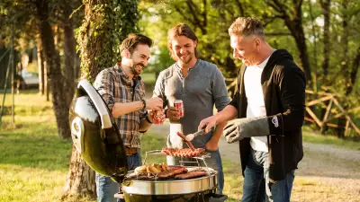 Napoleon Pro Charcoal Grill barbecue review