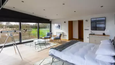 Lower Mill Estate's Howells Barn, property review