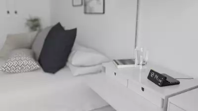 Braun BC21 Wireless Charging Clock