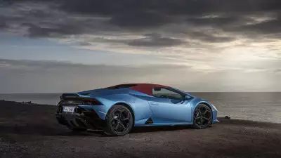 Lamborghini Huracan Evo RWD Spyder