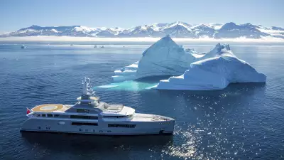 Cloudbreak superyacht for charter