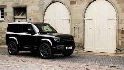 Land Rover Defender V8