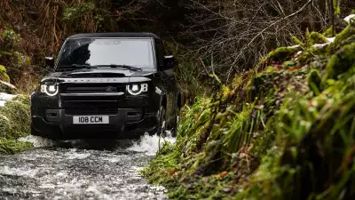 Land Rover Defender V8