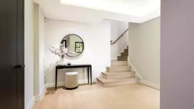 London Airbnbs: Logan Place, Flat 1, Earl's Court