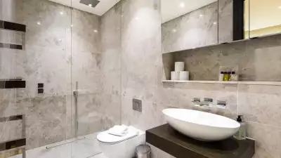 London Airbnbs: Logan Place, Flat 1, Earl's Court