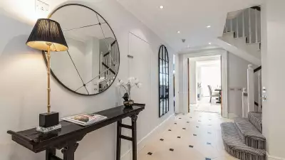 HERBERT CRESCENT, Knightsbridge