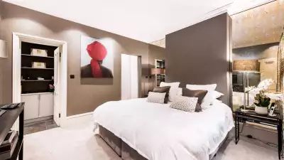 London Airbnb: TOWNHOUSE, EARL&rsquo;S COURT