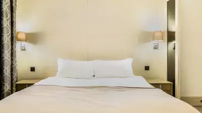 London Airbnb: BEAUFORT PLACE, KNIGHTSBRIDGE