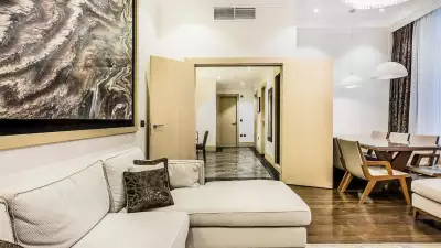 London Airbnb: BEAUFORT PLACE, KNIGHTSBRIDGE