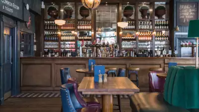 Best Pubs in Clapham: The Northcote