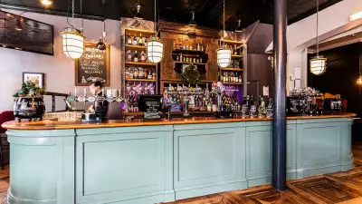 Best Pubs in Clapham: The Railway