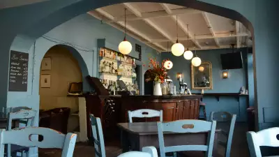 The Bobbin pub, Clapham