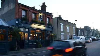 The Bobbin pub, Clapham