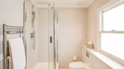 London Airbnb: THE RUBY RESIDENCE, Kensington