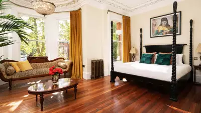 The Harrison Chambers of Distinction, Belfast Hotel