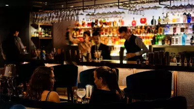 St James Bar at the Hotel Sofitel