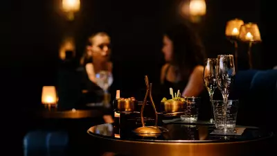 St James Bar at the Hotel Sofitel