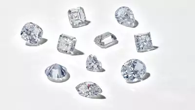 77 Diamonds online jeweller