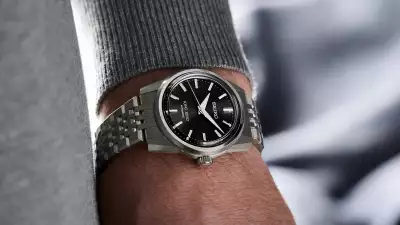 King Seiko SPB281J1 in black dial