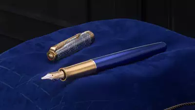 Parker Sonnet Special Queen’s Jubilee 2022 Special Edition Fountain Pen from Pen Heaven