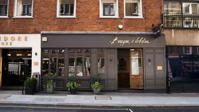 Burger & Lobster