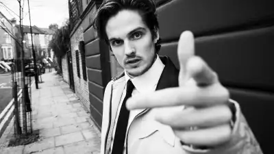 Daniel Sharman