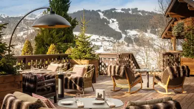 Four Seasons Meg&egrave;ve