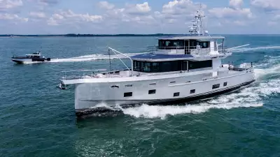 Arksen yacht