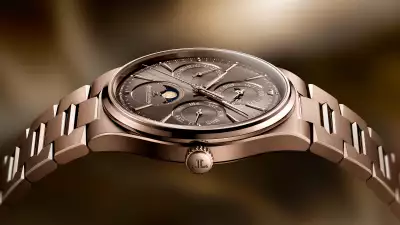 Jaeger-LeCoultre Master Control Chronometre collection