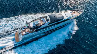 RIVA 122 MYTHOS