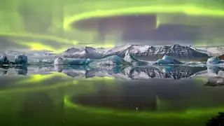 2014 winner, Aurora over a Glacier Lagoon © James Woodend (UK)