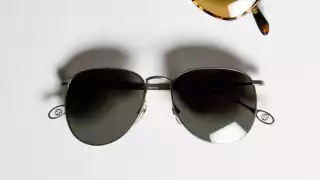 Gucci Metal Aviator in ruthenium