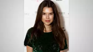 Model Sarah Ann Macklin