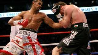 David Haye beats Enzo Maccarinelli to become the first unified cruiserweight champion ever
